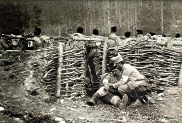 romanian men soldiers wounded first world war