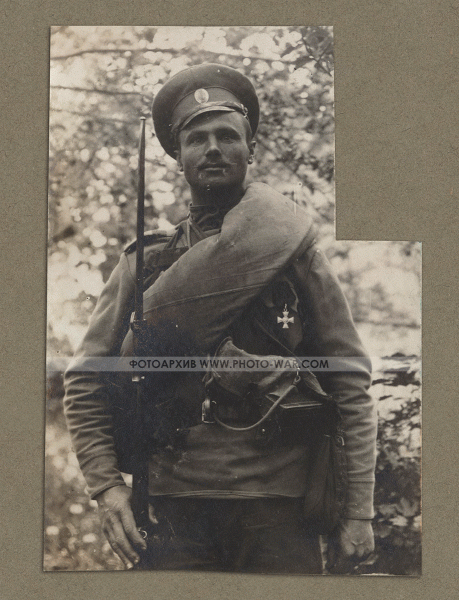  унтер офицер, кавалер Георгиевского креста 4 й степени в походном снаряжении с винтовкой Арисака