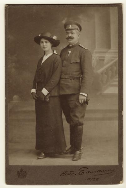  фотография болгарского офицера с супругой. Русе, 1916 год (01)