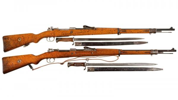  винтовки Mauser Gewehr 98 и штыки обр. 1898 года 02