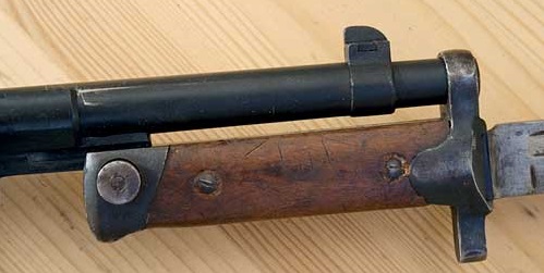  штык обр. 1938 года к тип 3, примкнутый к укороченной винтовке Каркано 04