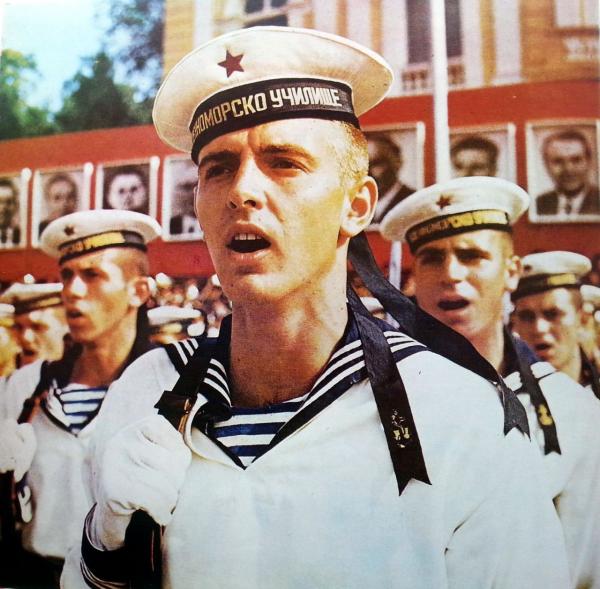  курсанты Военно морского училища в Варне 01