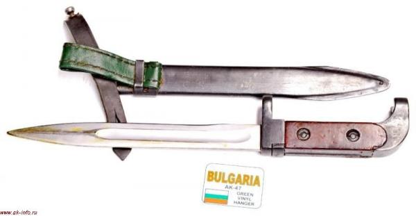  нож для АК (АК47) производства Болгарии с бакелитовой рукояткой и зеленой виниловой подвеской 01