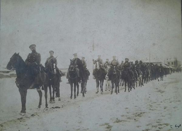 3 ескадрон на 3 конен на път от Прилеп за Битоля. ПМВ, 1916 г.