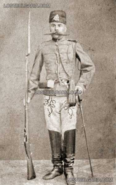  Войвода (Сидер Грънчаров), съратник на Левски, участник в Априлското въстание, загинал през юли 1876 г. в Сръбско турската война