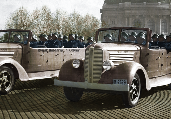  жандармерия на автомобилях Dodge. София, 1940 г. 01