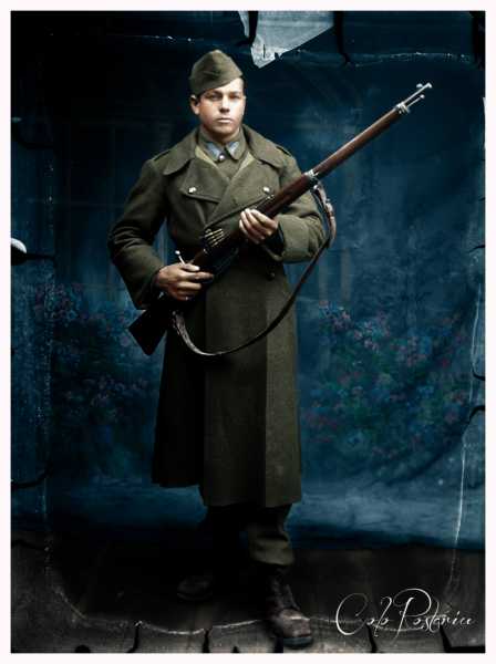 a romanian soldier with a steyr mannlicher m 39 rifle in his hands al doilea razboi mondial ww2 war world 2 atomic bomb hitler antonescu 
