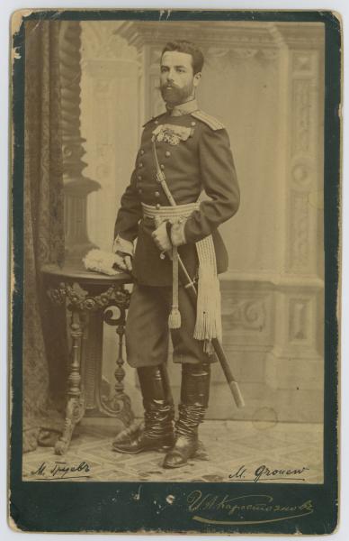  фото болгарского офицера с офицерской шашкой обр. 1884 года (1885 1886 гг.) 01