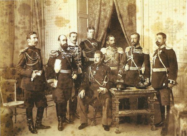  Фердинанд заобиколен от офицери и адютанти, 1888 г. в двореца в София
