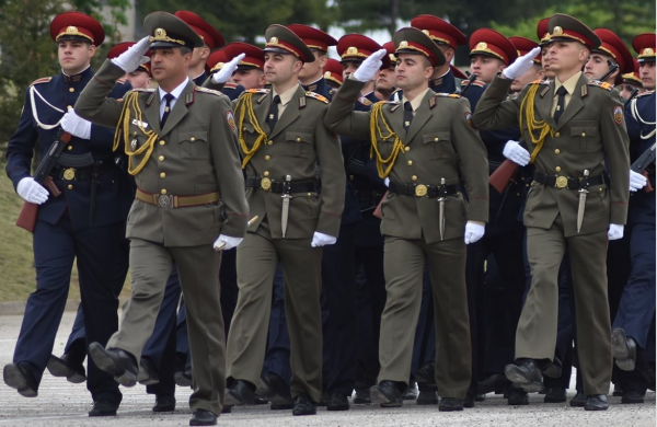  из военного училища в г. Велико Тырново по случаю парада 6 мая 2020 года (День Мужества и Болгарской Армии)