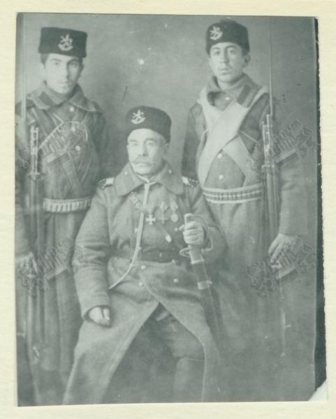 Petar Papanchev from Sliven with his sons in Balkan wars 1912 1913