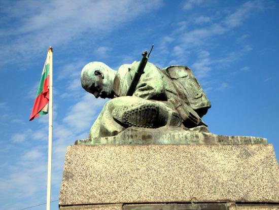 Memorial of Victims in Serbo Bulgarian War 04