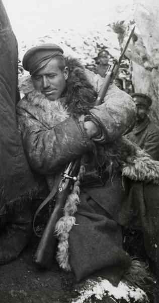  на Буджоите, 1917 год. ПМВ, Южния фронт. Болгарские солдаты вооружены винтовкой и штуцером Манлихера М1895 (03)