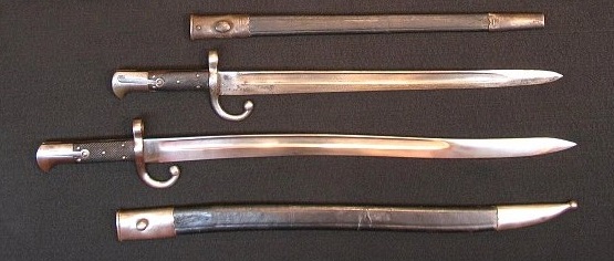  штыки к винтовке Пибоди М1874 (внизу) и Пибоди Маузер М1874 1912 (вверху)