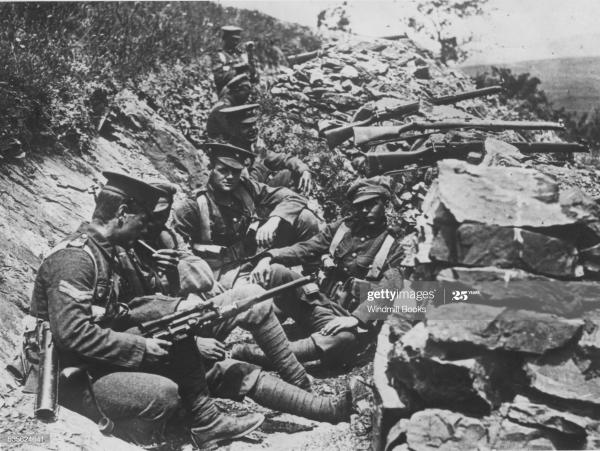 British troops in Salonika in a trench on the hills 01