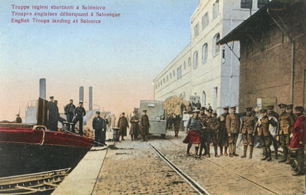 British troops land at Salonika military base in 1915 (01)