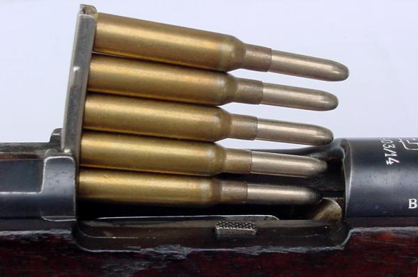  винтовки Манлихера Шёнауэра патронами 6.5×54mm Mannlicher–Schönauer из обоймы 01