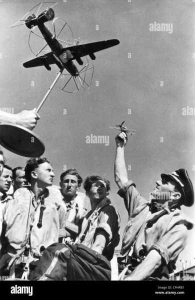  немецких летчиков в 1943 году