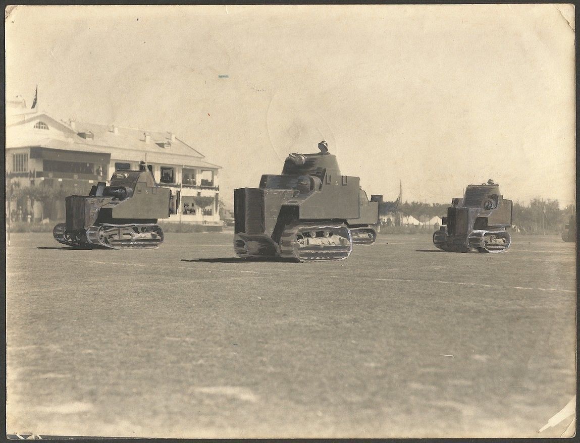 Тракторный танк. Новозеландский танк Bob Semple. Disston tractor Tank. Disston 1937. Танк Боба сэмпла.