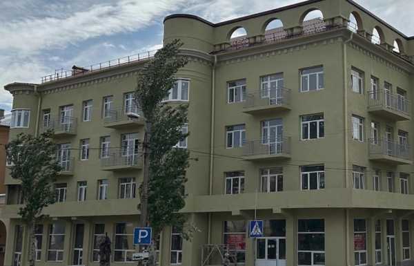 05