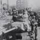 Колонна советских танков Т-34-85 на улице взятого города Хайлигенбайль Фото